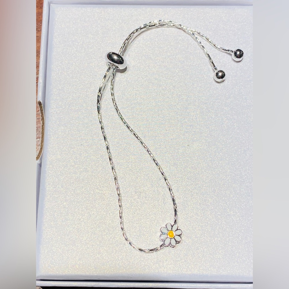 Sterling silver daisy bracelet adjustable